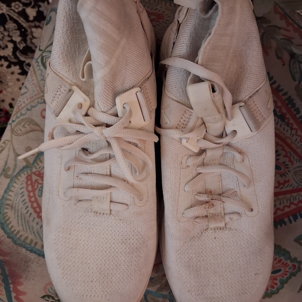 Puma Women's White Knit Sneakers